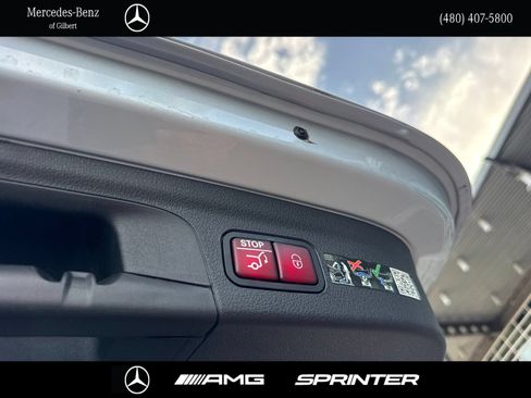 Certified 2025 Mercedes-Benz GLE 350 4MATIC image 6