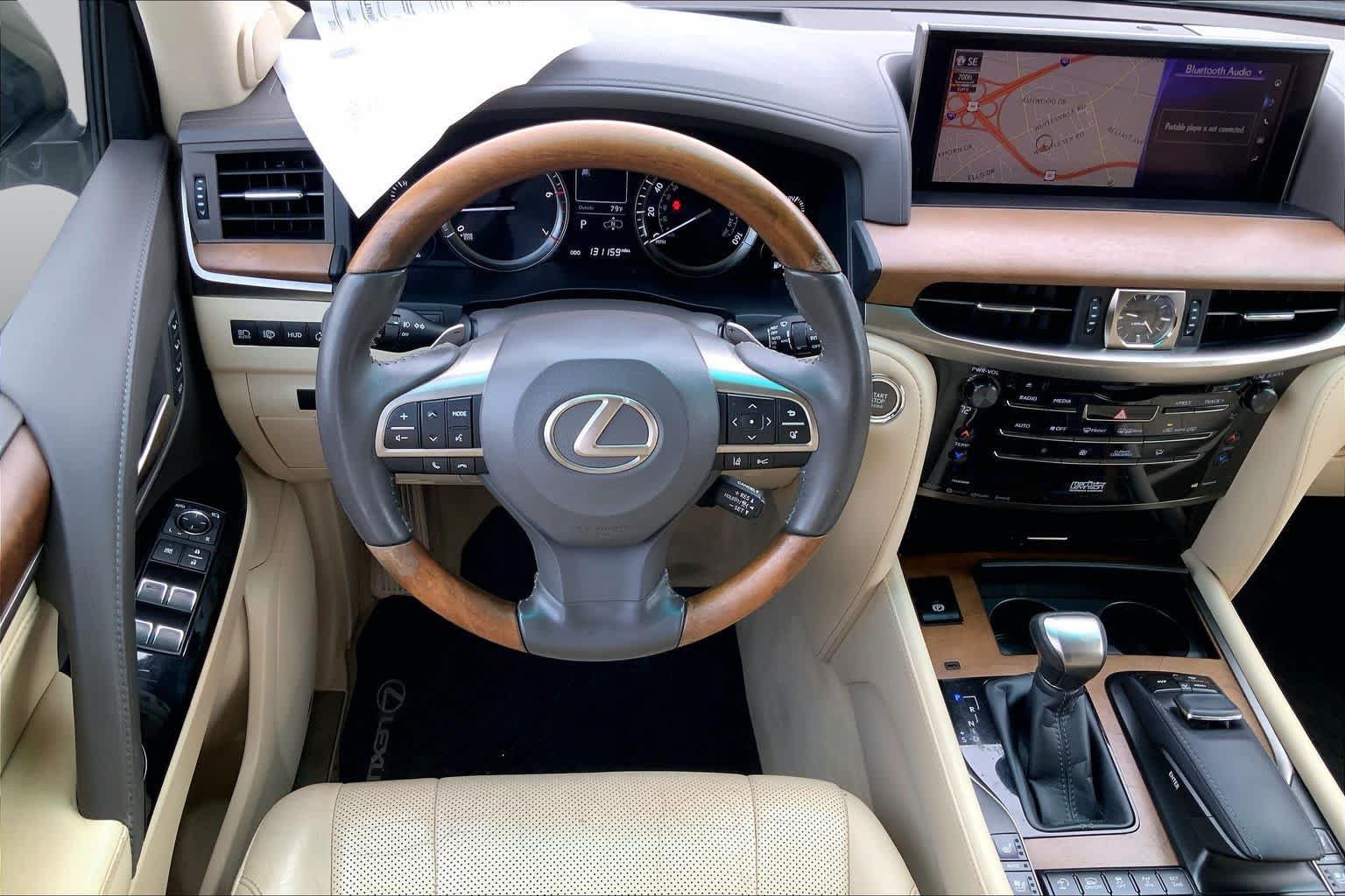 Used 2017 Lexus LX 570 4WD w/ Luxury Package image 6
