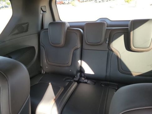 Certified 2026 Nissan Armada SL w/ Captain's Chari Seat Package AWD/4WD image 25