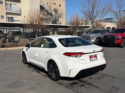 New 2026 Toyota Corolla SE w/ SE Premium Package image 3