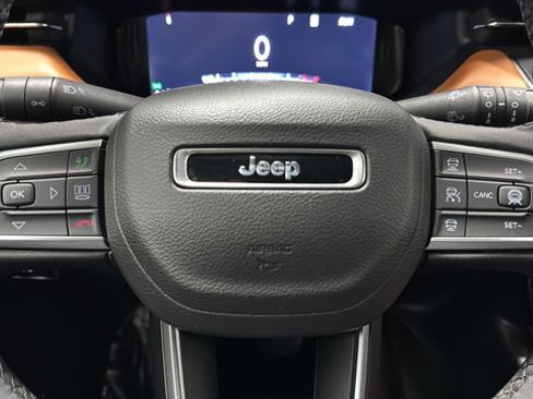 Used 2024 Jeep Compass Limited w/ Elite Group AWD/4WD image 15