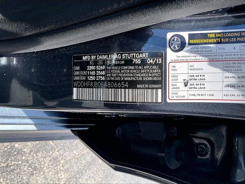 Used 2014 Mercedes-Benz E 350 4MATIC Sedan image 17