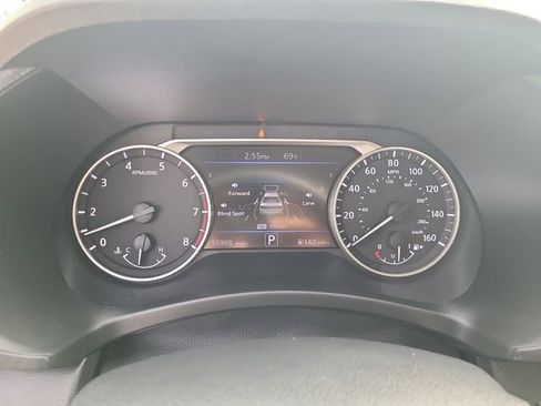 Used 2023 Nissan Sentra SV image 26