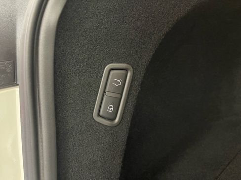 Used 2022 Maserati Levante Modena AWD/4WD image 36