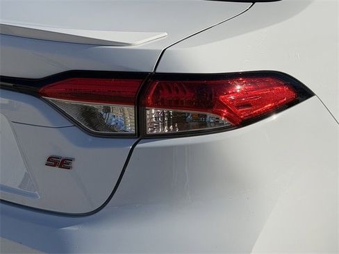 Certified 2023 Toyota Corolla SE image 7