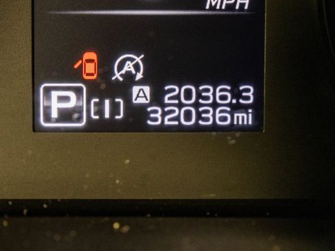 Used 2025 Subaru Forester AWD/4WD image 33
