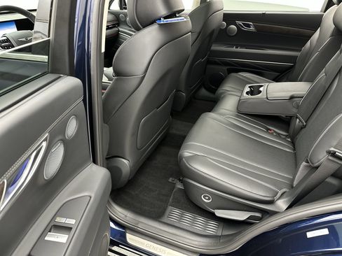 Certified 2026 Genesis GV80 3.5T Advanced AWD/4WD image 23