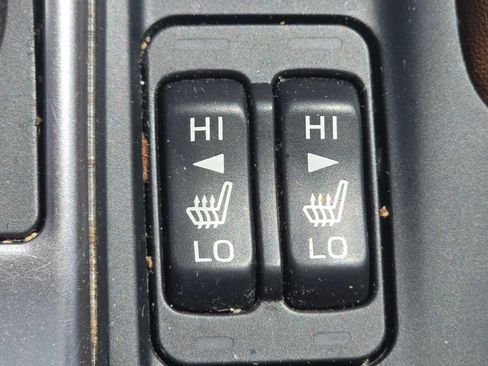 Used 2022 Subaru Forester Touring AWD/4WD image 6