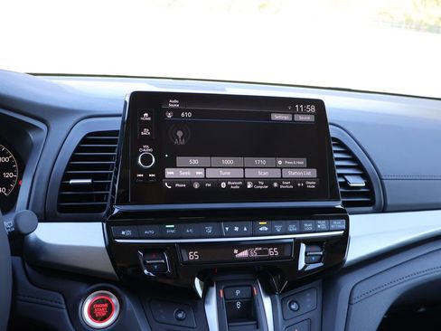 New 2026 Honda Odyssey EX-L image 14