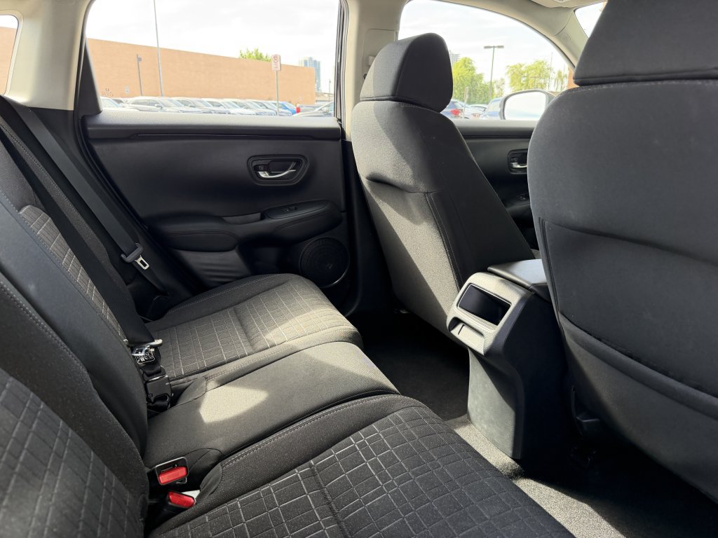 Used 2024 Honda HR-V LX image 34