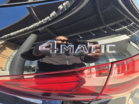 Certified 2025 Mercedes-Benz GLA 250 4MATIC image 41