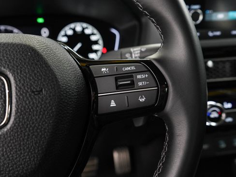 Used 2025 Honda Civic Sport image 23