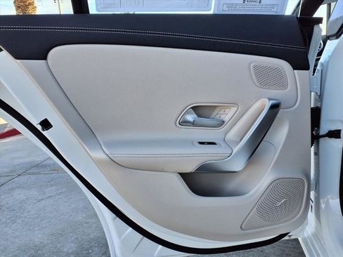 Used 2025 Mercedes-Benz CLA 250 image 17