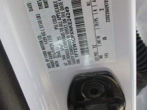 Used 2022 Ford F150 XL w/ STX Appearance Package RWD image 26