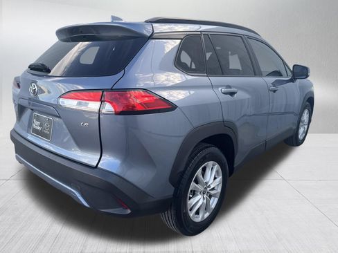 Used 2023 Toyota Corolla Cross LE FWD image 9
