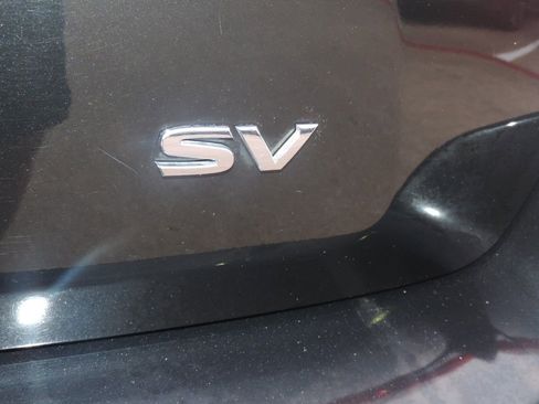 Used 2020 Nissan Pathfinder SV image 19