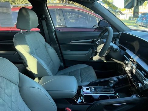 Used 2024 Kia Telluride SX Prestige X-Line image 5
