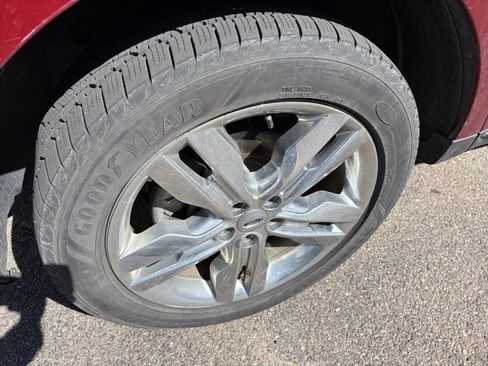 Used 2014 Ford Edge Limited w/ Equipment Group 302A image 10