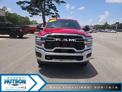 Used 2026 RAM 2500 Big Horn AWD/4WD image 3