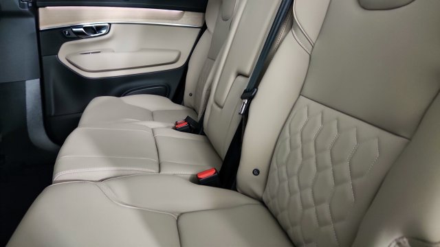 Used 2027 Volvo XC90 B6 Plus AWD/4WD image 30