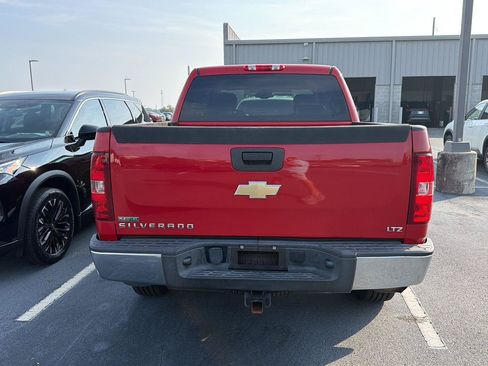 Used 2011 Chevrolet Silverado 1500 LTZ w/ Z71 Appearance Package AWD/4WD image 9