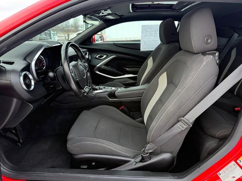 Used 2018 Chevrolet Camaro LT w/ RS Package image 13