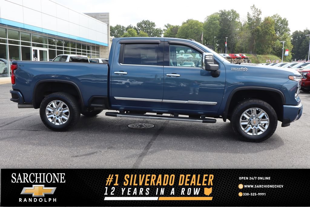 Used 2024 Chevrolet Silverado 2500 High Country w/ Z71 Off-Road Package AWD/4WD image 1