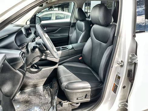 Used 2023 Hyundai Santa Fe XRT FWD image 3