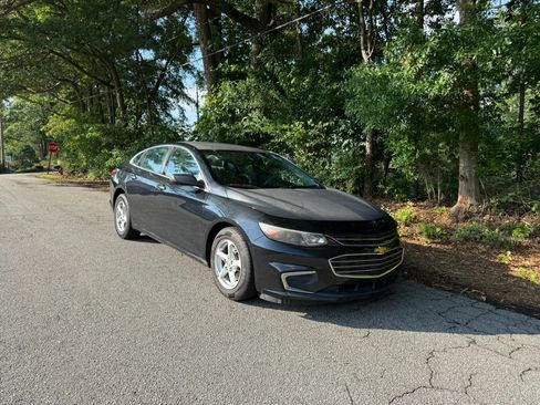 Used 2016 Chevrolet Malibu LS FWD image 10