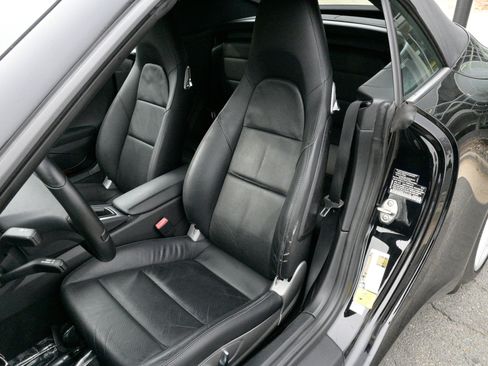 Used 2015 Porsche 911 Carrera image 20