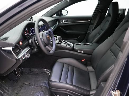 Certified 2023 Porsche Panamera GTS AWD/4WD image 5