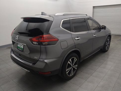 Used 2020 Nissan Rogue SV w/ Premium Package image 9