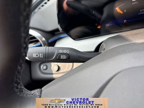 New 2025 Chevrolet Trax LT w/ Driver Confidence Package image 16