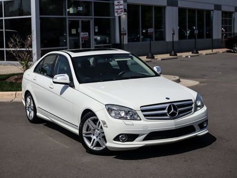 Used 2009 Mercedes-Benz C 350 Sport image 6
