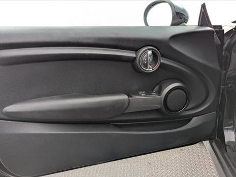 Used 2016 MINI Cooper 2-Door Hardtop FWD image 13