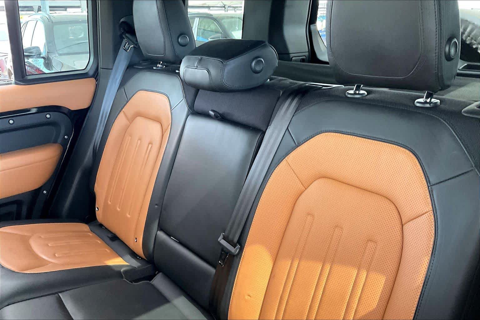 Used 2021 Land Rover Defender 110 X AWD/4WD image 15