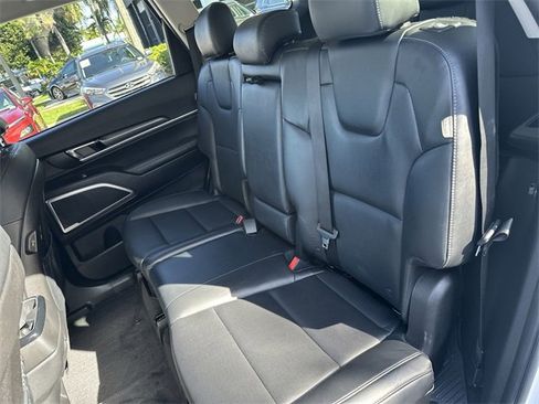 Used 2023 Kia Telluride LX image 24