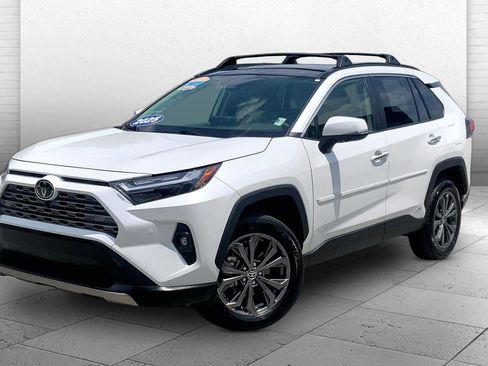 Used 2025 Toyota RAV4 Limited w/ Advanced Technology Package AWD/4WD image 13