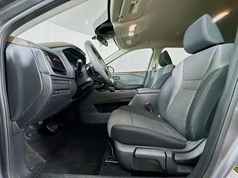 Used 2021 Nissan Rogue S image 31