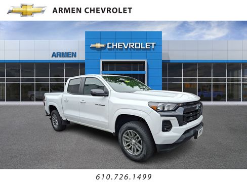 Certified 2024 Chevrolet Colorado LT w/ LT Convenience Package II AWD/4WD image 1