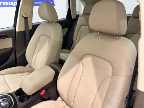 Used 2015 Audi Q5 2.0T Premium Plus w/ Technology Package image 39