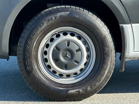 Used 2019 Mercedes-Benz Sprinter 144 image 25