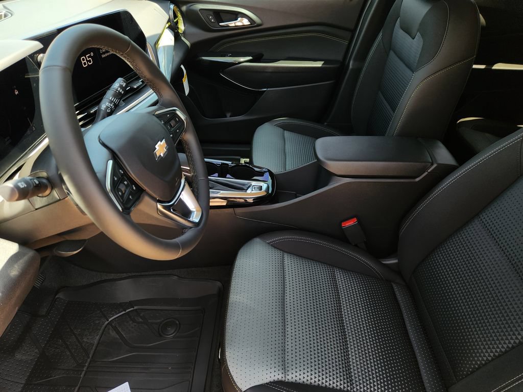New 2026 Chevrolet Trax LT w/ LT Convenience Package FWD image 9
