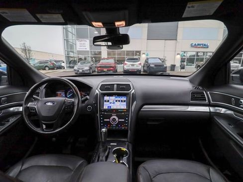 Used 2018 Ford Explorer Sport w/ Equipment Group 401A image 47