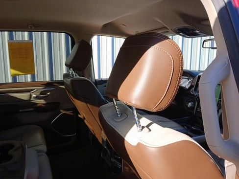 Used 2020 RAM 1500 Laramie image 22