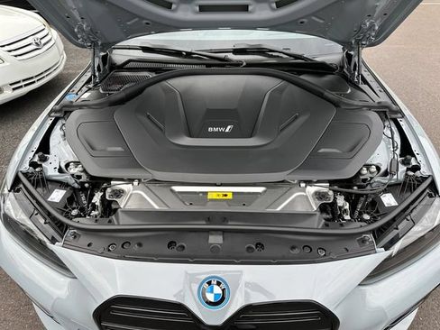Used 2025 BMW i4 M50 AWD/4WD image 38