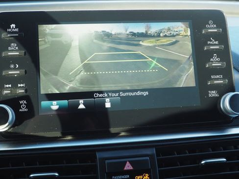 Used 2020 Honda Accord Sport image 24