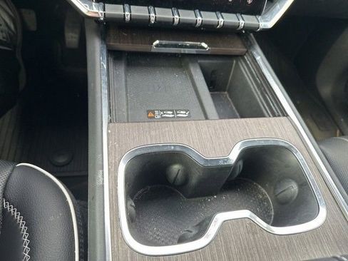 Used 2025 GMC Acadia Denali w/ Super Cruise Package image 36