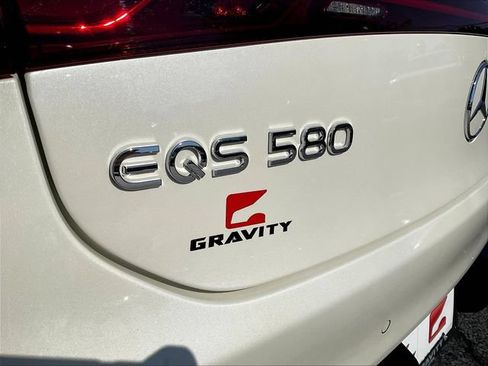 Used 2022 Mercedes-Benz EQS 580 4MATIC Sedan image 26