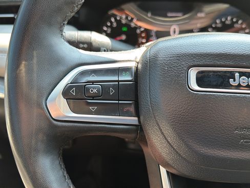 Used 2023 Jeep Compass Limited AWD/4WD image 18